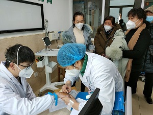 1  输液.jpg